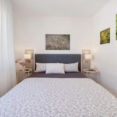 Apartmán Bachem Mit Balkon *
